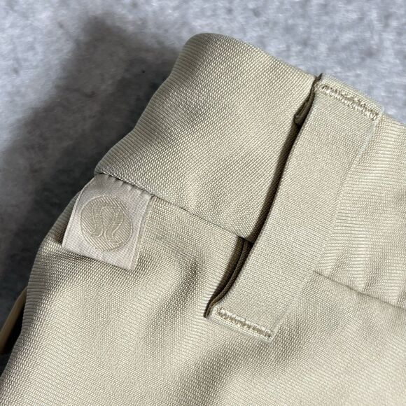 Lululemon Commission Shorts Size 38 Tan Flat Front Chino 9" Inseam Khaki - Picture 9 of 12